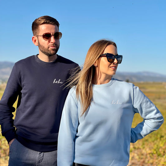 Sweat sans capuche bleu marine et bmeu ciel broder blanc coton bio